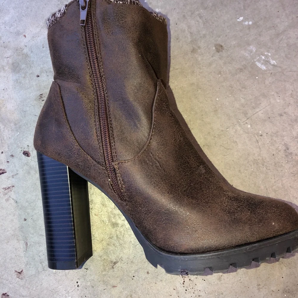 JustFab Brown Ankle Booties with Side Zipper